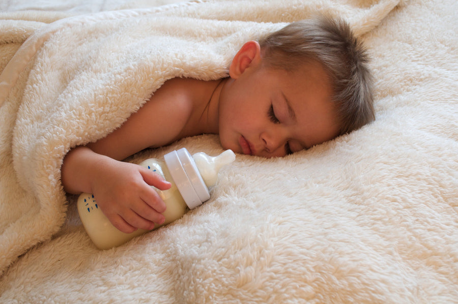 3 Step Method To Weaning Your Baby Off A Bottle